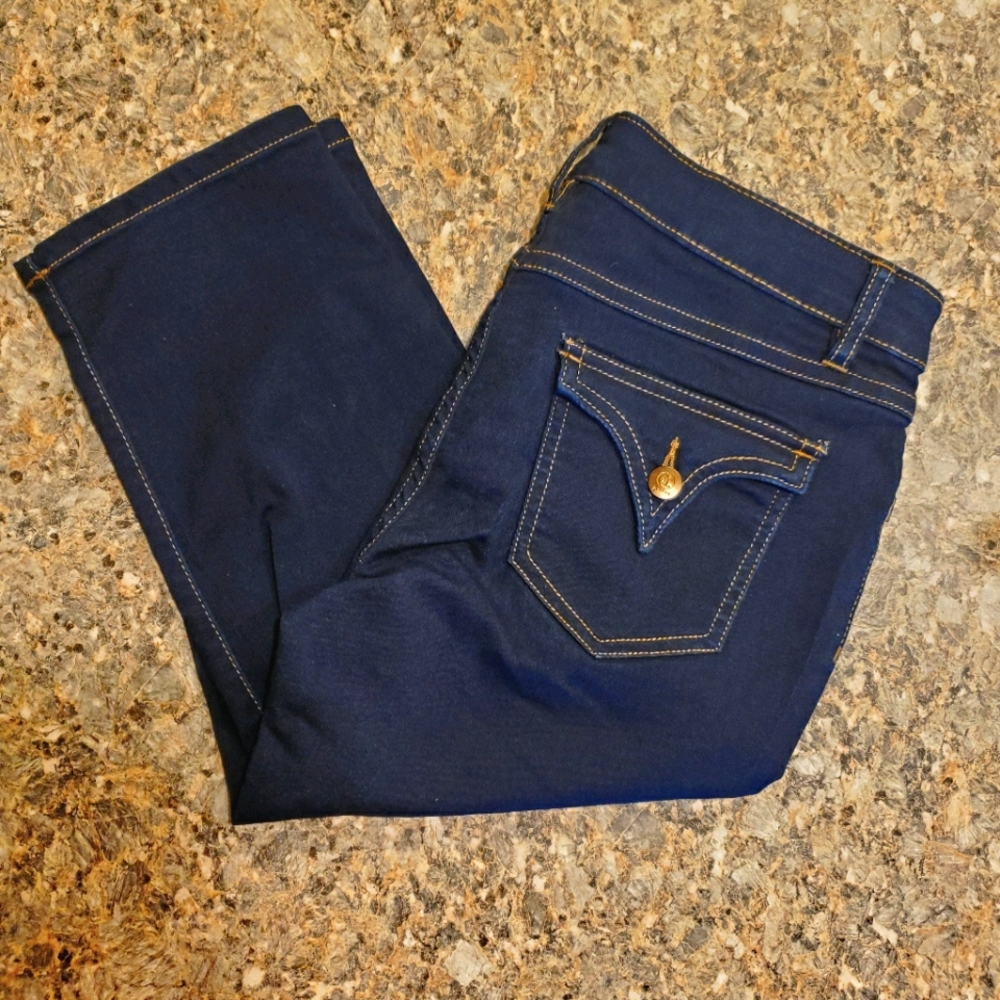 NWOT Button Pocket Capris